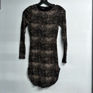 Abstract - Long Sleeve Mini Dress